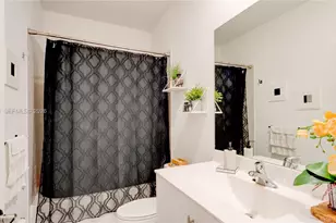 953 NE 211th St, Miami, FL 33179 - Photo 20