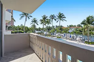 90 Edgewater Dr, Coral Gables, FL 33133 - Photo 16