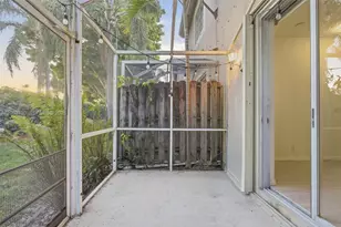 2066 Madeira Dr, Weston, FL 33327 - Photo 10