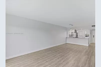 3150 N Palm Aire Dr #406, Pompano Beach, FL 33069 - Photo 10
