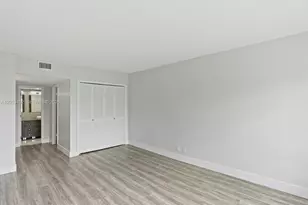 3150 N Palm Aire Dr, Pompano Beach, FL 33069 - Photo 14