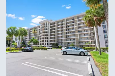 3150 N Palm Aire Dr #406, Pompano Beach, FL 33069 - Photo 26