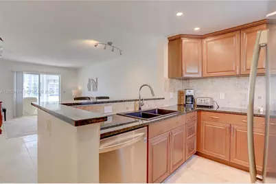 2212 NE 1st Way #101, Boynton Beach, FL 33435 - Photo 22