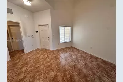 2342 SE 16th Ter, Homestead, FL 33035 - Photo 6