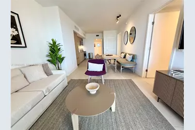 159 NE 6th St #3215, Miami, FL 33132 - Photo 8