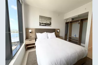 159 NE 6th St #3215, Miami, FL 33132 - Photo 18