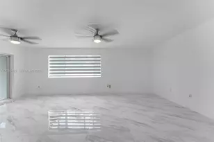 2900 SW 98th Ave, Miami, FL 33165 - Photo 10