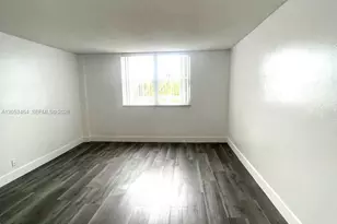 2450 NE 135th St, North Miami, FL 33181 - Photo 18