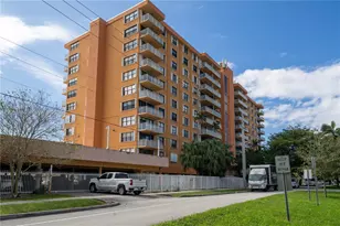 2450 NE 135th St, North Miami, FL 33181 - Photo 24