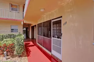 2040 NW 81st Ave, Pembroke Pines, FL 33024 - Photo 14