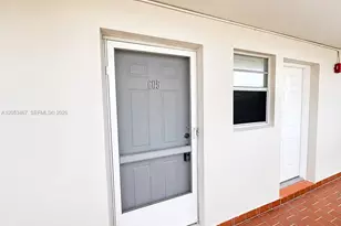 1750 NE 191st St, Miami, FL 33179 - Photo 18