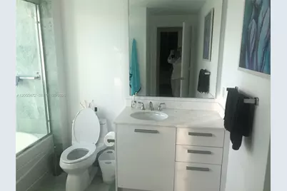 1050 Brickell Ave #2910, Miami, FL 33131 - Photo 4
