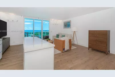 2301 Collins Ave #541, Miami Beach, FL 33139 - Photo 2