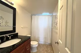 9451 Evergreen Pl, Davie, FL 33324 - Photo 12