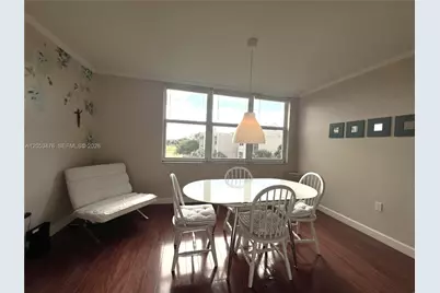 9451 Evergreen Pl #407, Davie, FL 33324 - Photo 6
