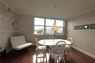 9451 Evergreen Pl, Davie, FL 33324 - Photo 6