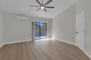11061 NW 38th Pl, Sunrise, FL 33351 - Photo 20