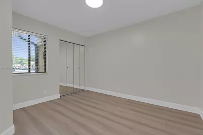 11061 NW 38th Pl, Sunrise, FL 33351 - Photo 24