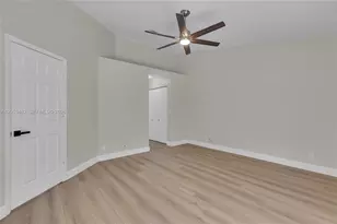 11061 NW 38th Pl, Sunrise, FL 33351 - Photo 26