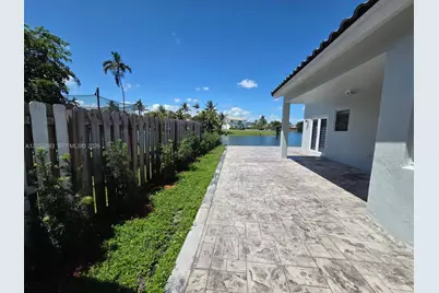 15037 Brighton Ln, Davie, FL 33331 - Photo 18