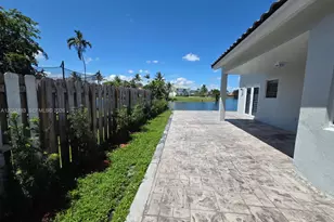 15037 Brighton Ln, Davie, FL 33331 - Photo 18