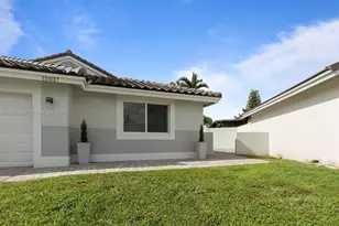 15037 Brighton Ln, Davie, FL 33331 - Photo 2