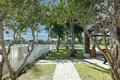 2833 SW 82nd Ave #104, Miramar, FL 33025 - Photo 28
