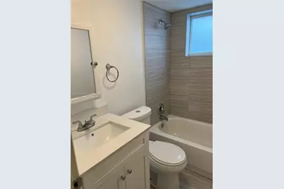 901 NW 22nd Ct, Miami, FL 33125 - Photo 8