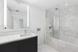 1451 Brickell Ave, Miami, FL 33131 - Photo 14