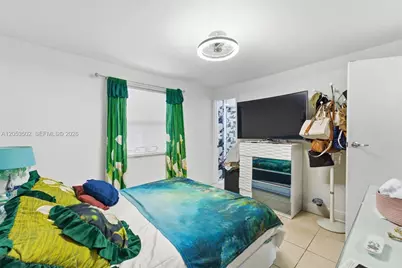 419 SE 3rd St, Hialeah, FL 33010 - Photo 16