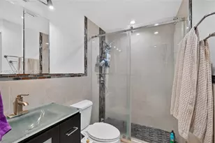 2543 SW 15th St, Miami, FL 33145 - Photo 16