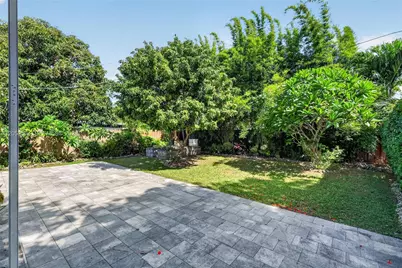 2543 SW 15th St, Miami, FL 33145 - Photo 28