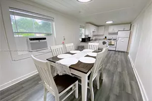342 NW 7th Ave, Delray Beach, FL 33444 - Photo 2