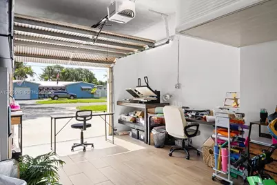 5049 SW 88th Ter, Cooper City, FL 33328 - Photo 14