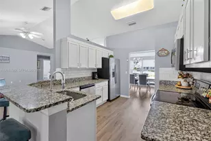 1020 NW 14th St, Cape Coral, FL 33993 - Photo 12