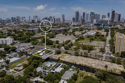 700 NW 7th Ave, Miami, FL 33136 - Photo 10