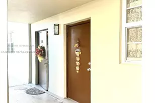 1811 Jefferson St, Hollywood, FL 33020 - Photo 2