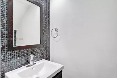 1001 Three Islands Blvd #28, Hallandale Beach, FL 33009 - Photo 18