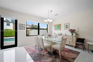 918 NE 191st St, Miami, FL 33179 - Photo 14
