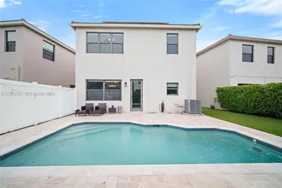 918 NE 191st St, Miami, FL 33179 - Photo 32