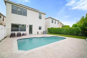 918 NE 191st St, Miami, FL 33179 - Photo 1