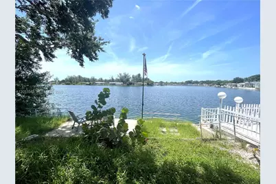3070 Cove Dr, Dania Beach, FL 33312 - Photo 4