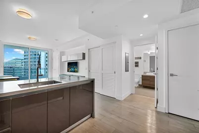 1080 Brickell Ave #3705, Miami, FL 33131 - Photo 20