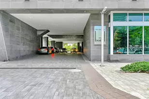 1080 Brickell Ave, Miami, FL 33131 - Photo 32