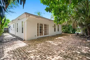 3945 SW 61st Ave, Miami, FL 33155 - Photo 16