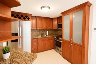 825 Brickell Bay Dr, Miami, FL 33131 - Photo 6