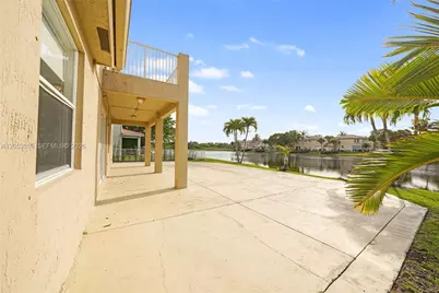 850 NW 168th Ave, Pembroke Pines, FL 33028 - Photo 20