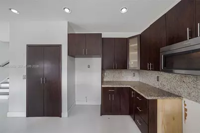 850 NW 168th Ave, Pembroke Pines, FL 33028 - Photo 12