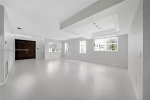 850 NW 168th Ave, Pembroke Pines, FL 33028 - Photo 2