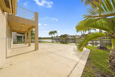 850 NW 168th Ave, Pembroke Pines, FL 33028 - Photo 18